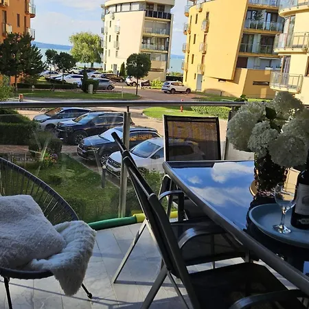 White Rose Luxury Balaton Daire