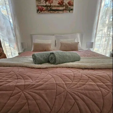 White Rose Luxury Balaton Apartment *