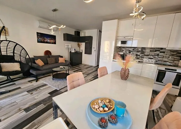 Appartement White Rose Luxury Balaton Siófok